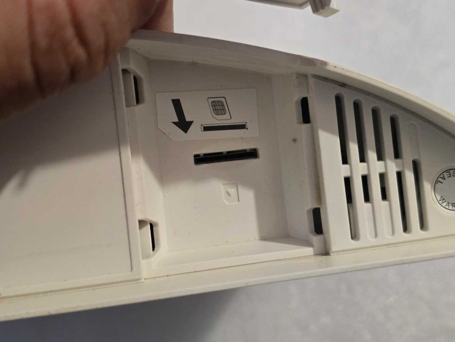 Modem (Router) Wireless 4G+ Huawei B525s-23a LTE Cat6 300Mbps Dual-Band AC1600 Liber de Rețea