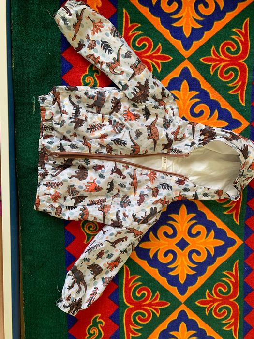 продам детские куртки, 2 пары