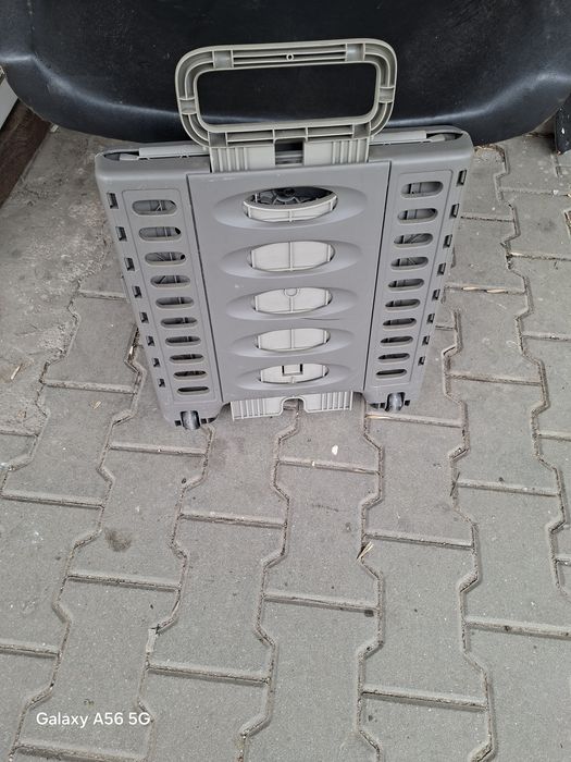Оригинална сгъваема количка