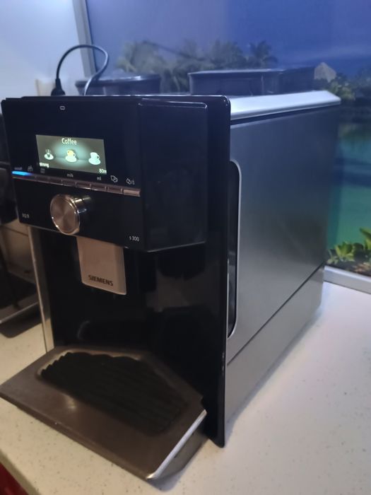 Кафемашина Siemens eq9 s300.