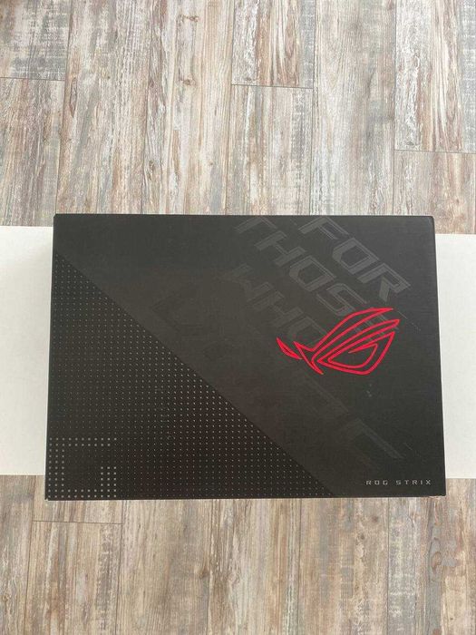 Asus Rog Strix G17 / 3070 TI / 360Hz / 16GB RAM / G713RW-KH027