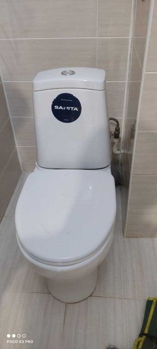 Продам б/у унитаз Sanita
