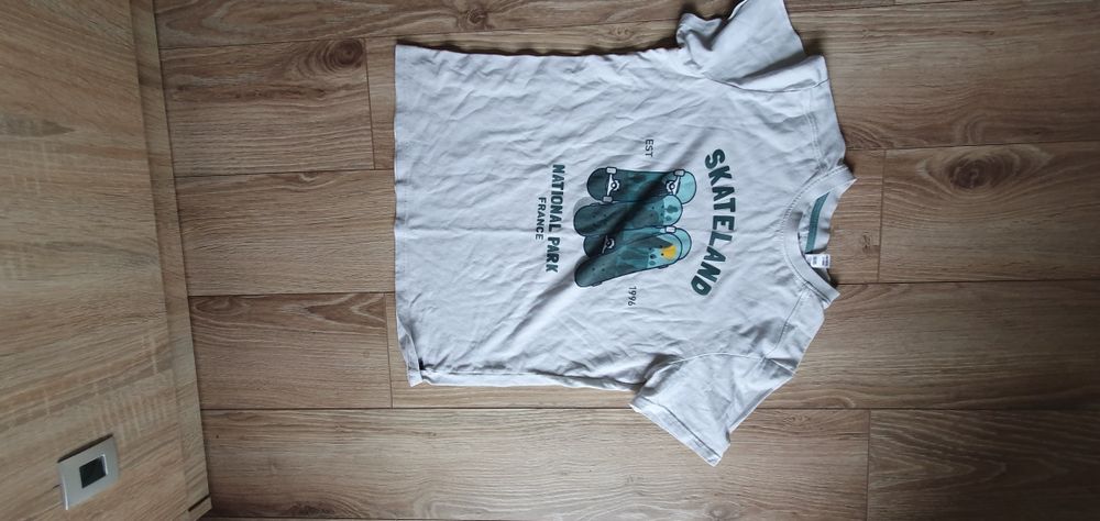 Set 4 tricouri + 1 gratis,  12 ani 146/152