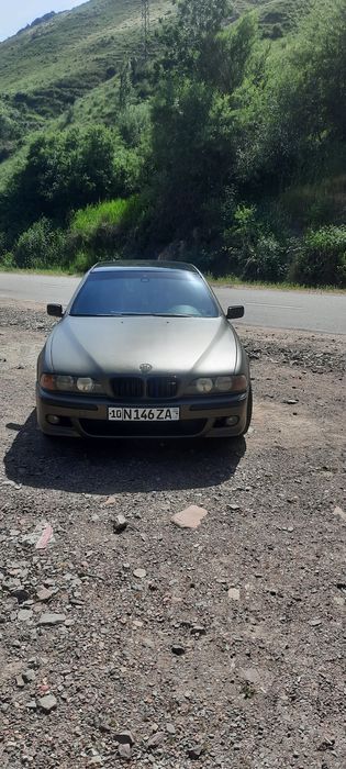 Срочно продаётся бмв е39 объём двигателя 2.5