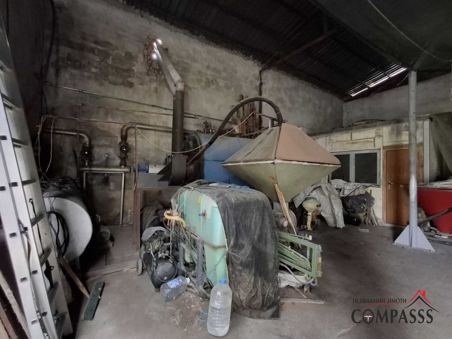 Стопански двор (Дестилерия), с. Плачидол, обл. Добрич–255000лева!