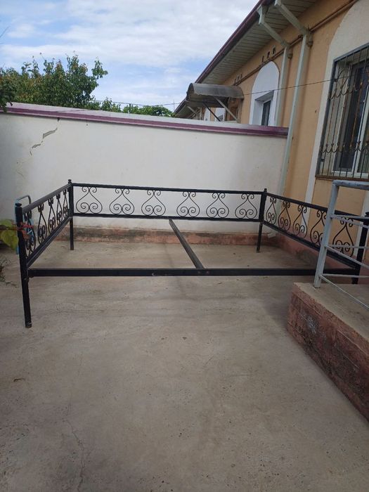 Янги ЧОРПОЯ сотилади