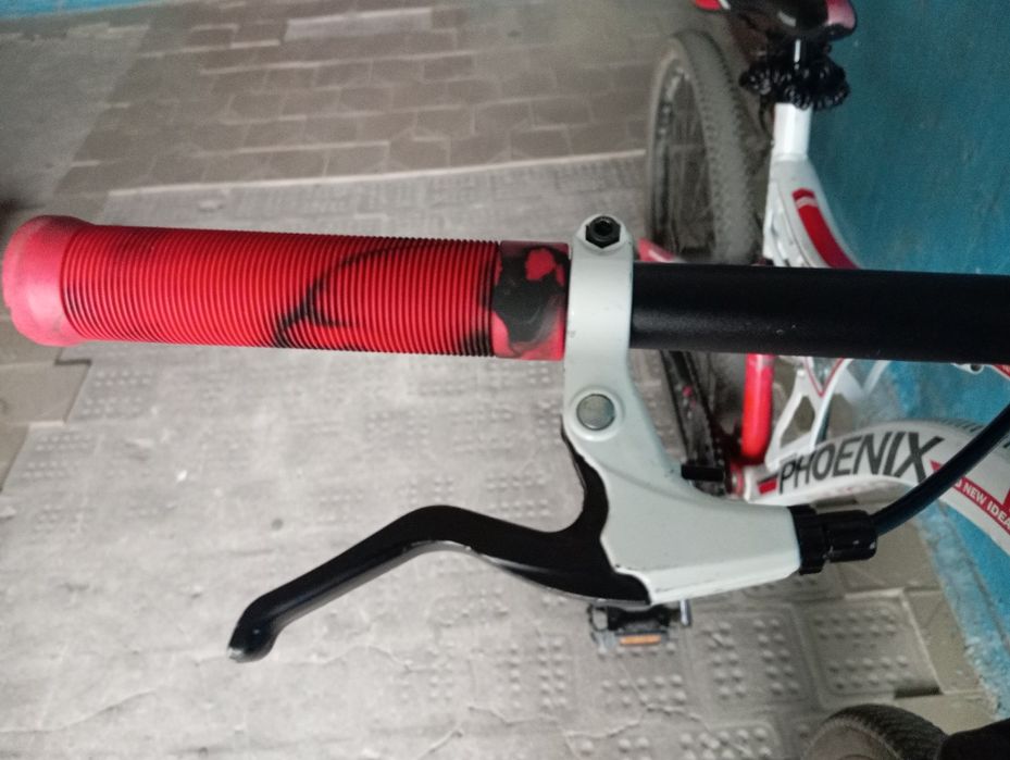 Продам велик 30000к торг