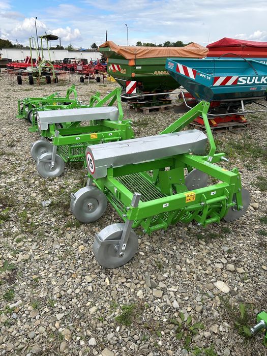 Mașina scos cartofi Bomet 1 rand . Desc Laterala