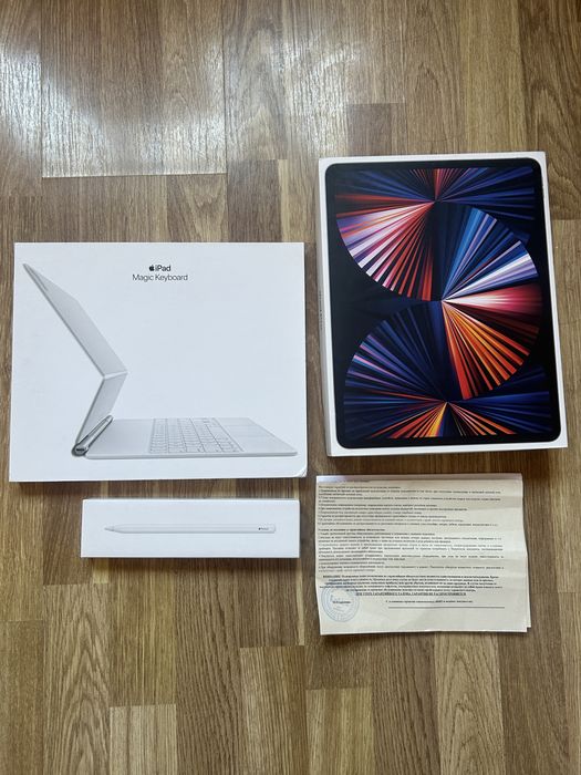 Ipad pro 12.9  256гб.  Pencil.  Keyboard