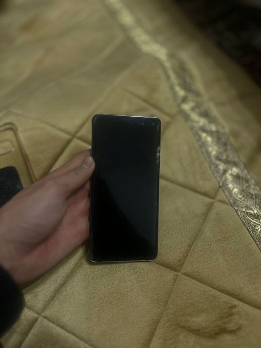 Самсунг С 10 5G 512gb