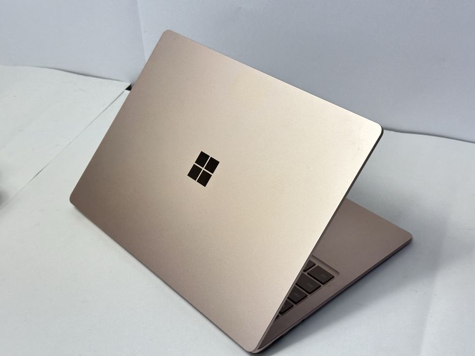 Microsoft Surface Laptop 4  Super narxda