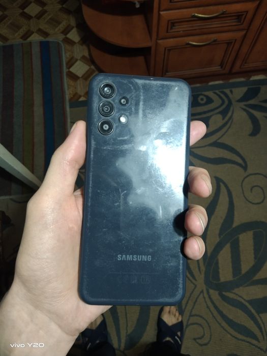 Продам Galaxy A13. Срочно.