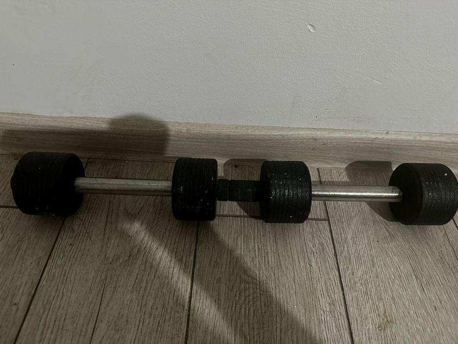 Aparat abdomene TechFit AB Multi Crunch 2000 + gantere bară discuri