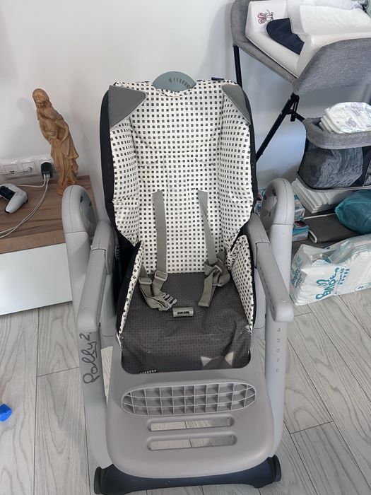 Scaun de masa Chicco Polly