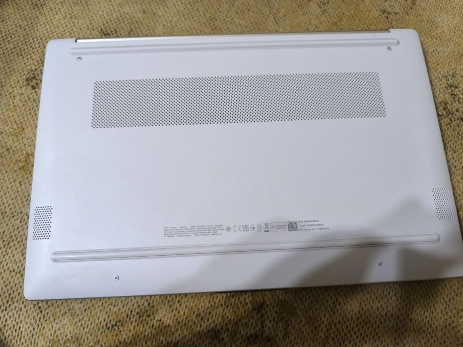 Laptop HP 15-fc0031nq