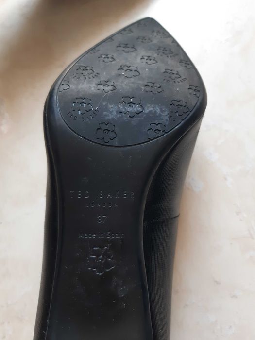 Черни кожени обувки Ted Baker