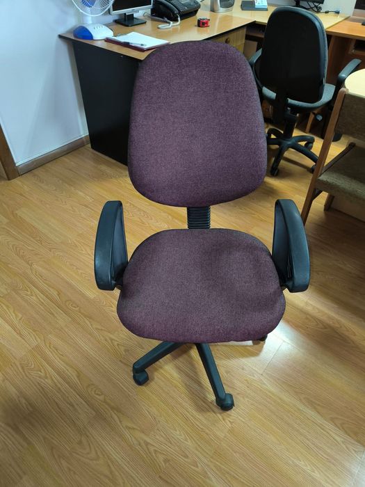 Продам офисное кресло
