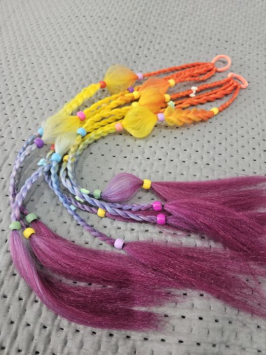 Канекалон на резинке