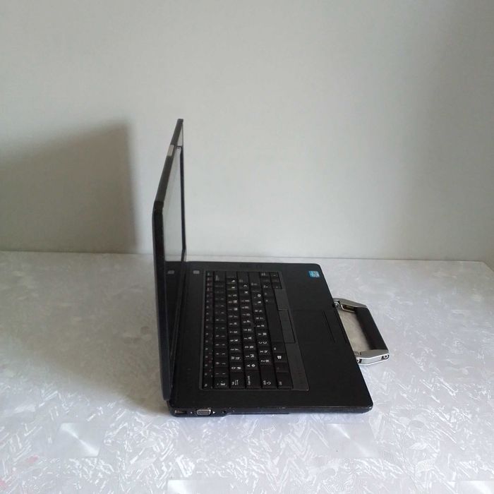 DELL Core i7 + SSD 120 Gb.