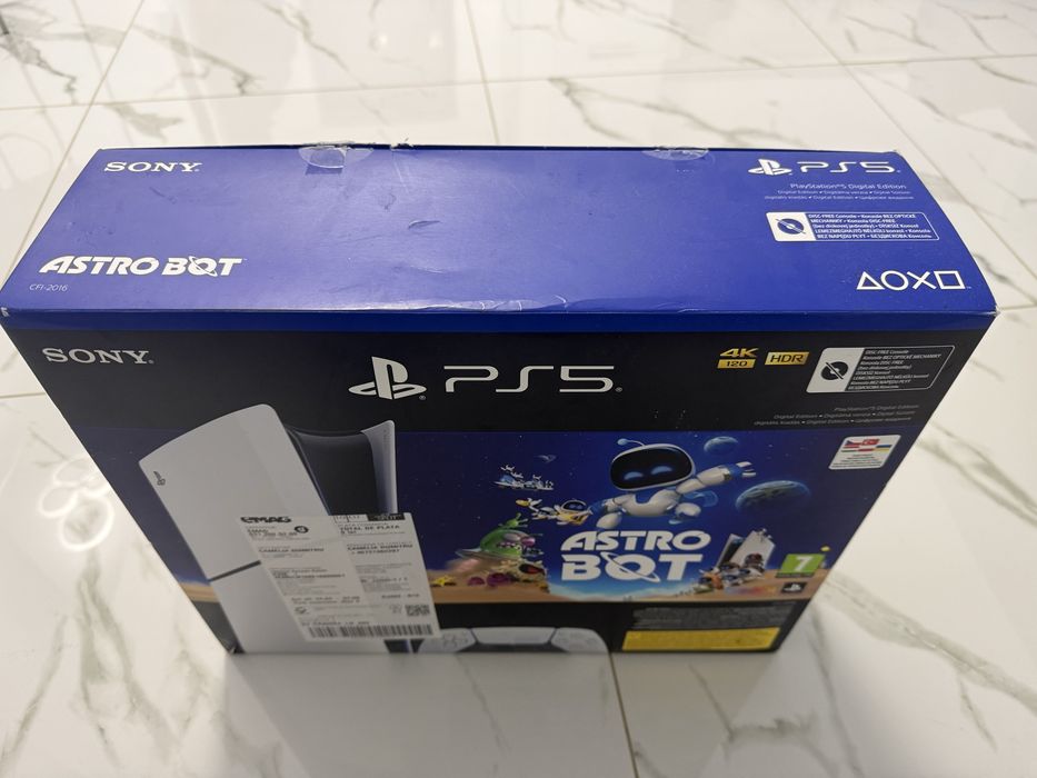 PlayStation 5 1TB, 2 controllere + 12 jocuri