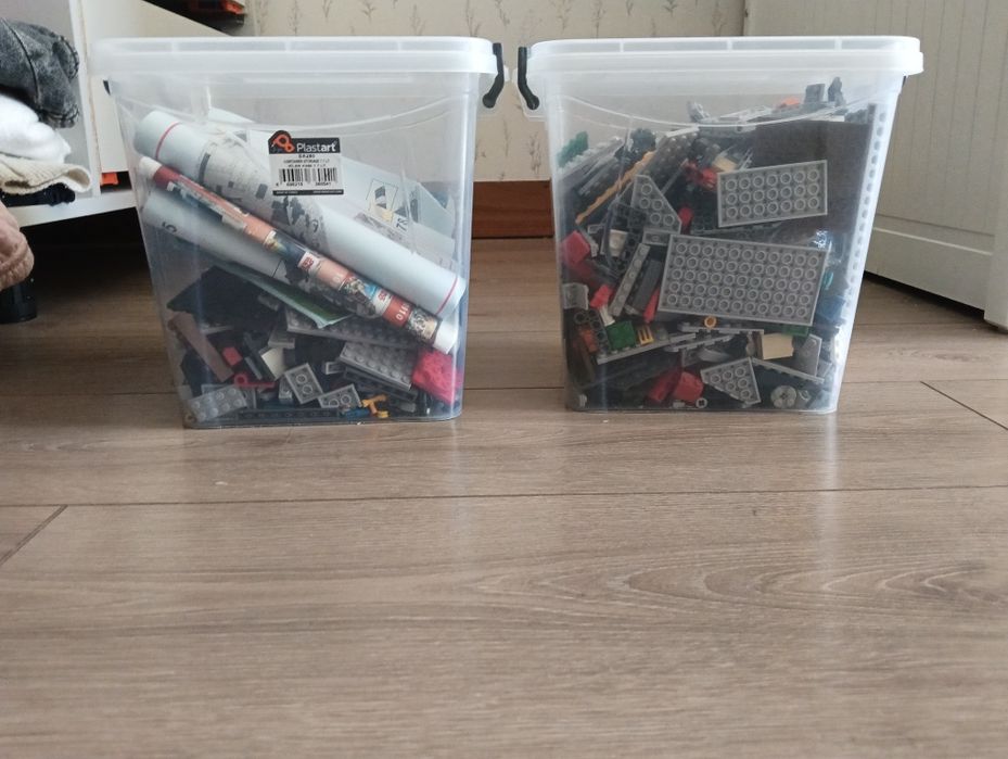 Продам Лего 2 ящика