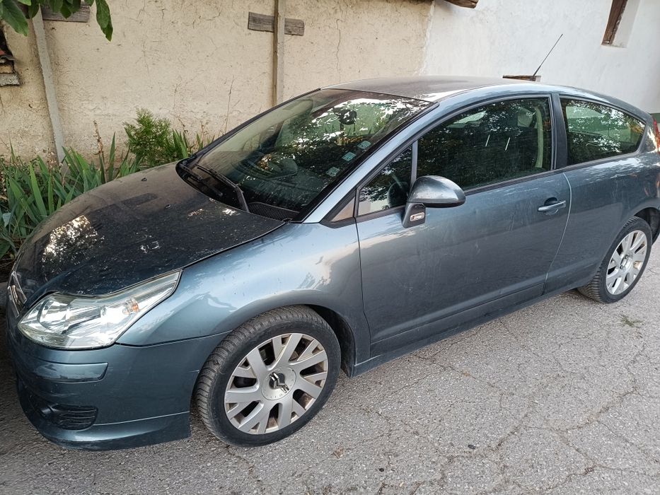 Продавам на части Citroen c4 2005г