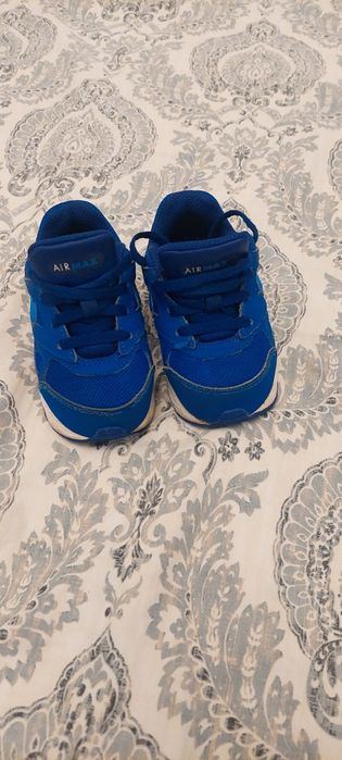 Adidasi albastru nike airmax nr 22