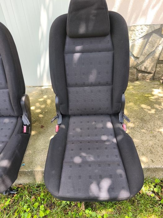 Седалки за Peugeot Топ състояние!