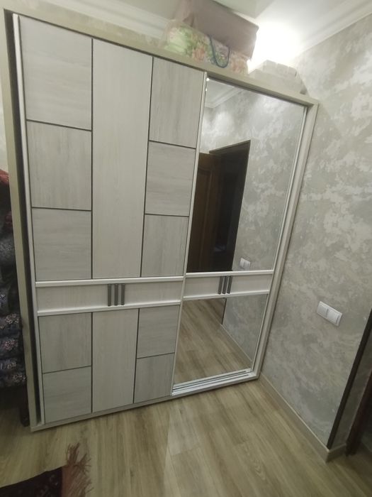 Шкаф продаю для комнаты
