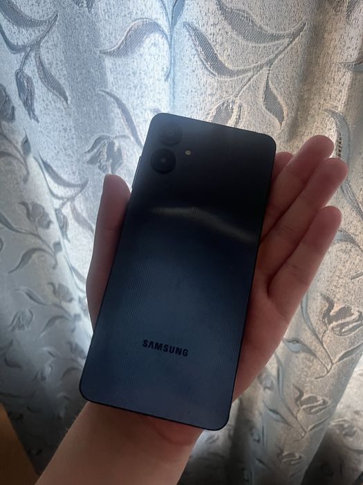 Самсунг А06 продам 20к