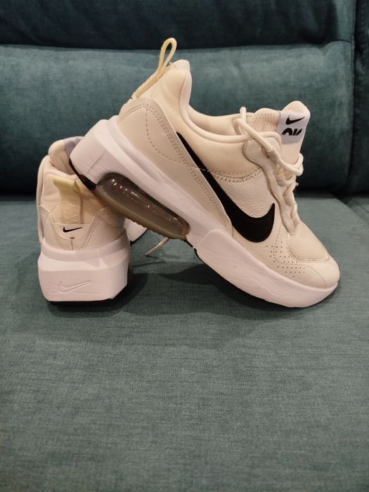 Nike air цена 40€