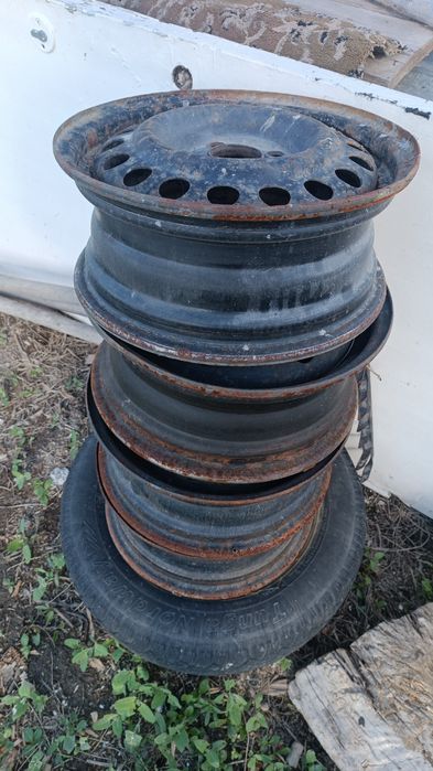 Срочно продам диски