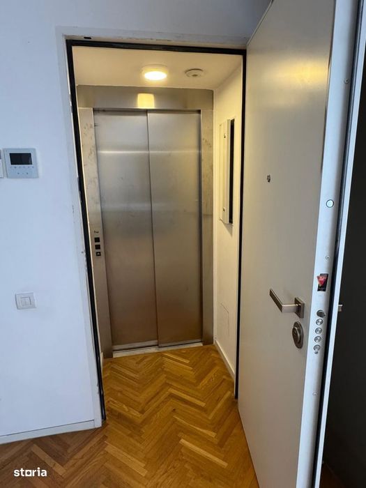 Apartament cu 3 camere langa piata Victoriei!