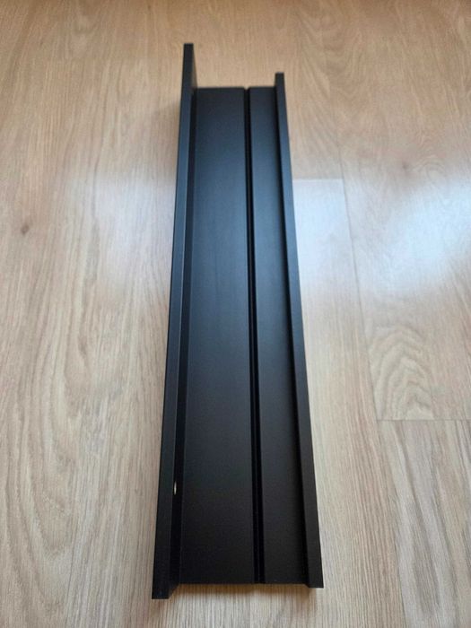 Продавам перваз IKEA MOSSLANDA