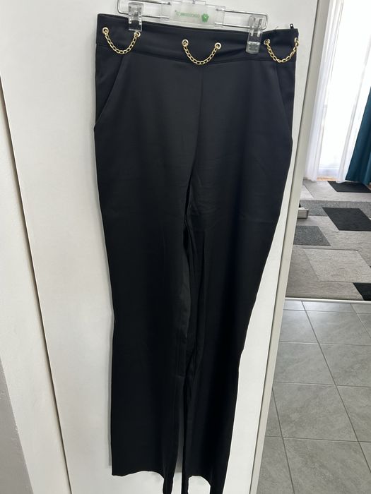 Pantaloni evazati nr 36-60 lei