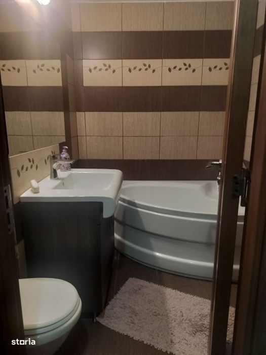 Apartament4 camere, 87.02 mp, zona  1 Mai - Sara