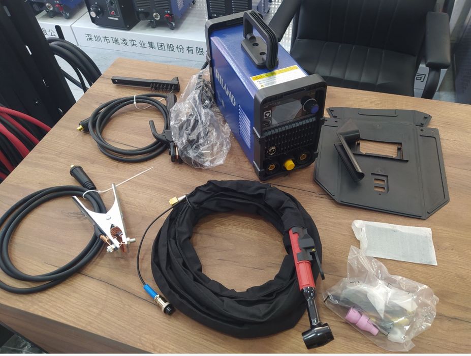 Сварочный аппарат Аргон «Riland»TIG 200AC/DC