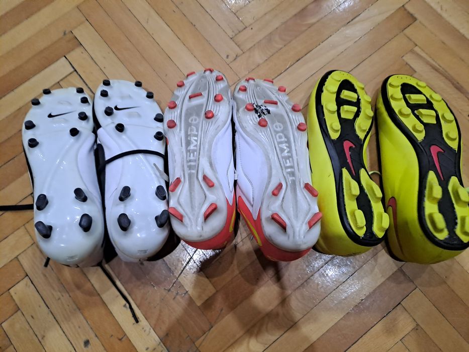 Бутонки за футбол