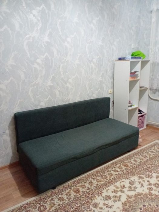 Продам диваны, ковры