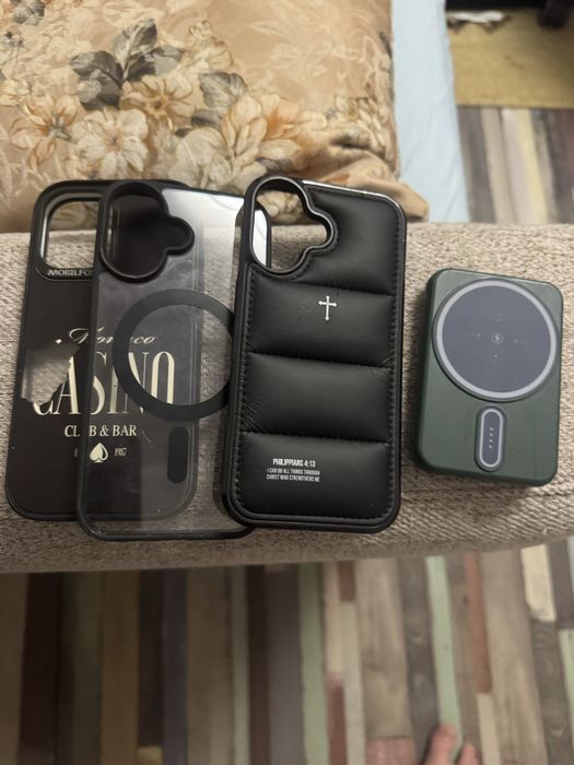 Huse iphone 16!plus baterie externa