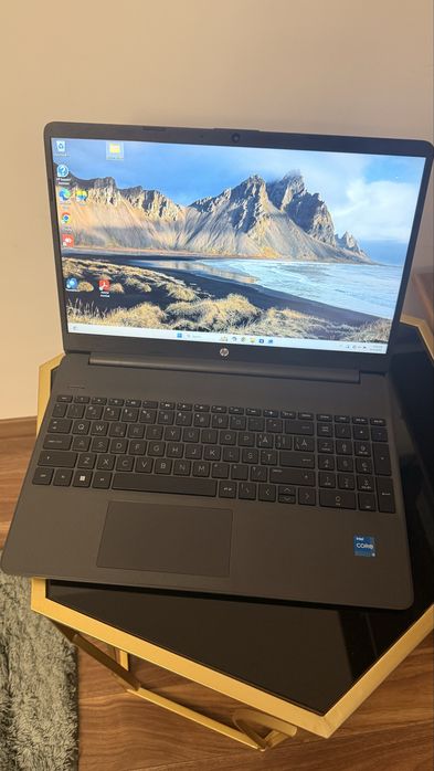 laptop hp 15s second hand si noi de vanzare • Anunturi • OLX.ro