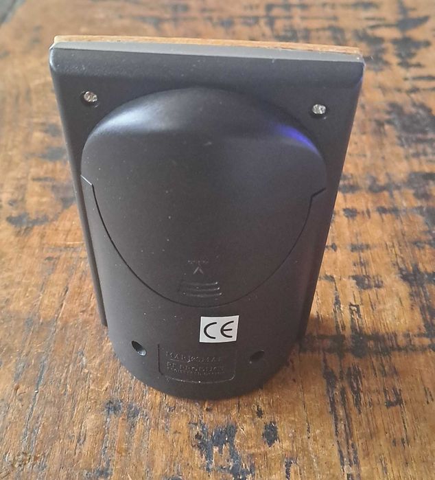 часовник Марксман Marksman за бюро аналогов кварцов дървен отпред