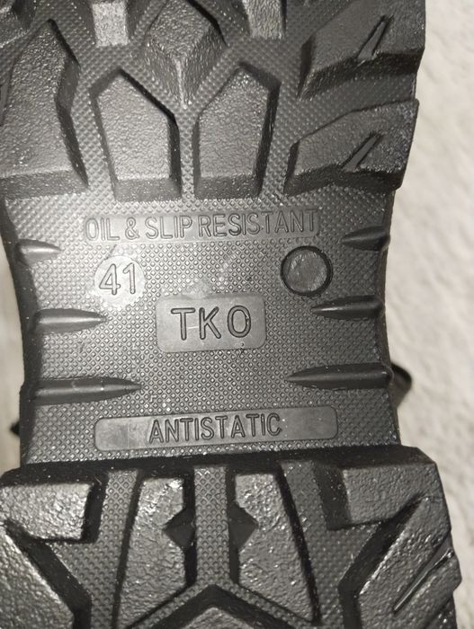 Берцы 41 размер новые 15000