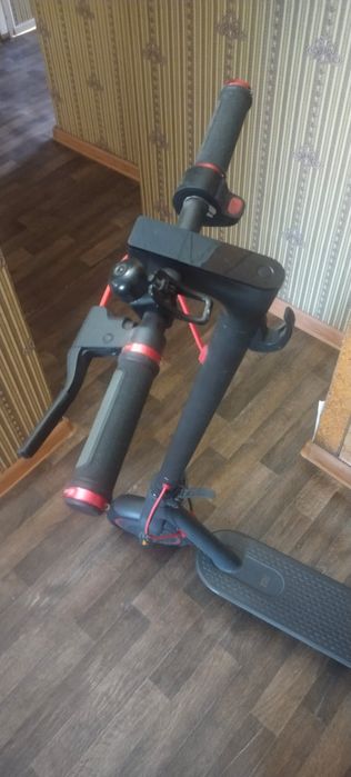 Электросамокат xiaomi mijia pro.