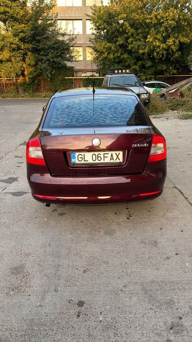 SKODA Octavia 2010 — imagine 2