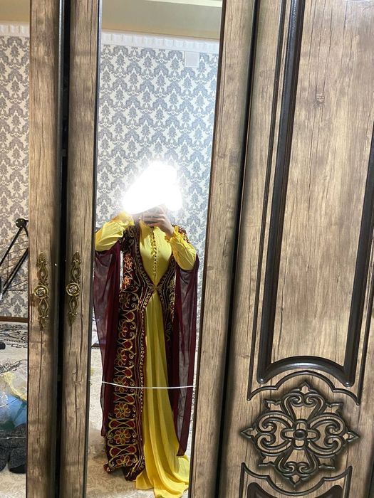 Ayollar liboslari va kelin sarpolari