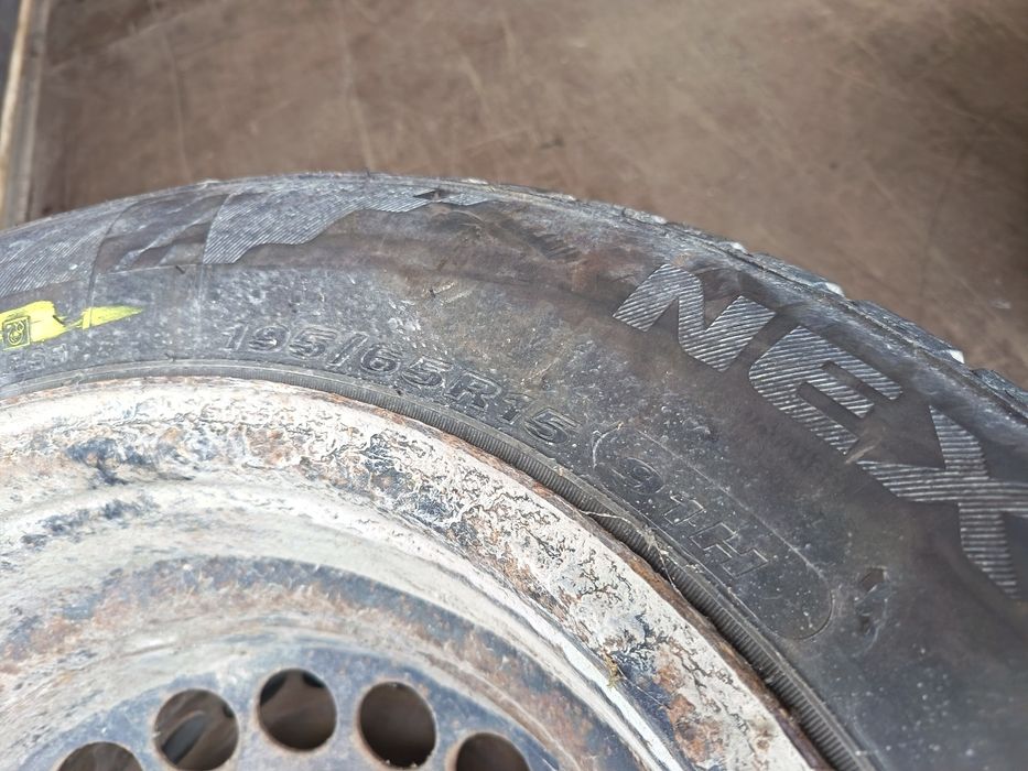 Anvelope MS iarna 195 65 15 nexen 2022 7mm