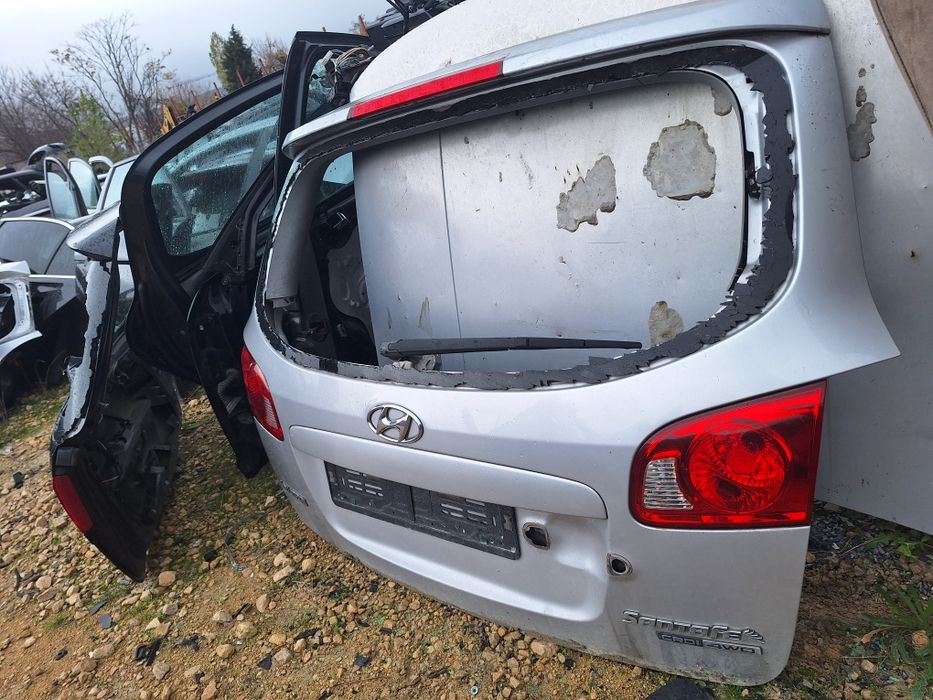 Врата багажник за Hyundai Santa Fe / Хюндай Санта Фе 2009г