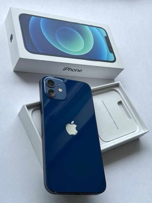 Продам срочно  айфон 12 на 128гб