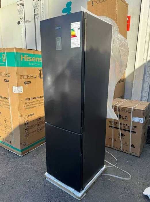 Холодильник Samsung RB37P5491B1 No Frost Inverter SpaceMax 367 л